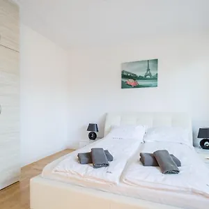  Apartment Robi